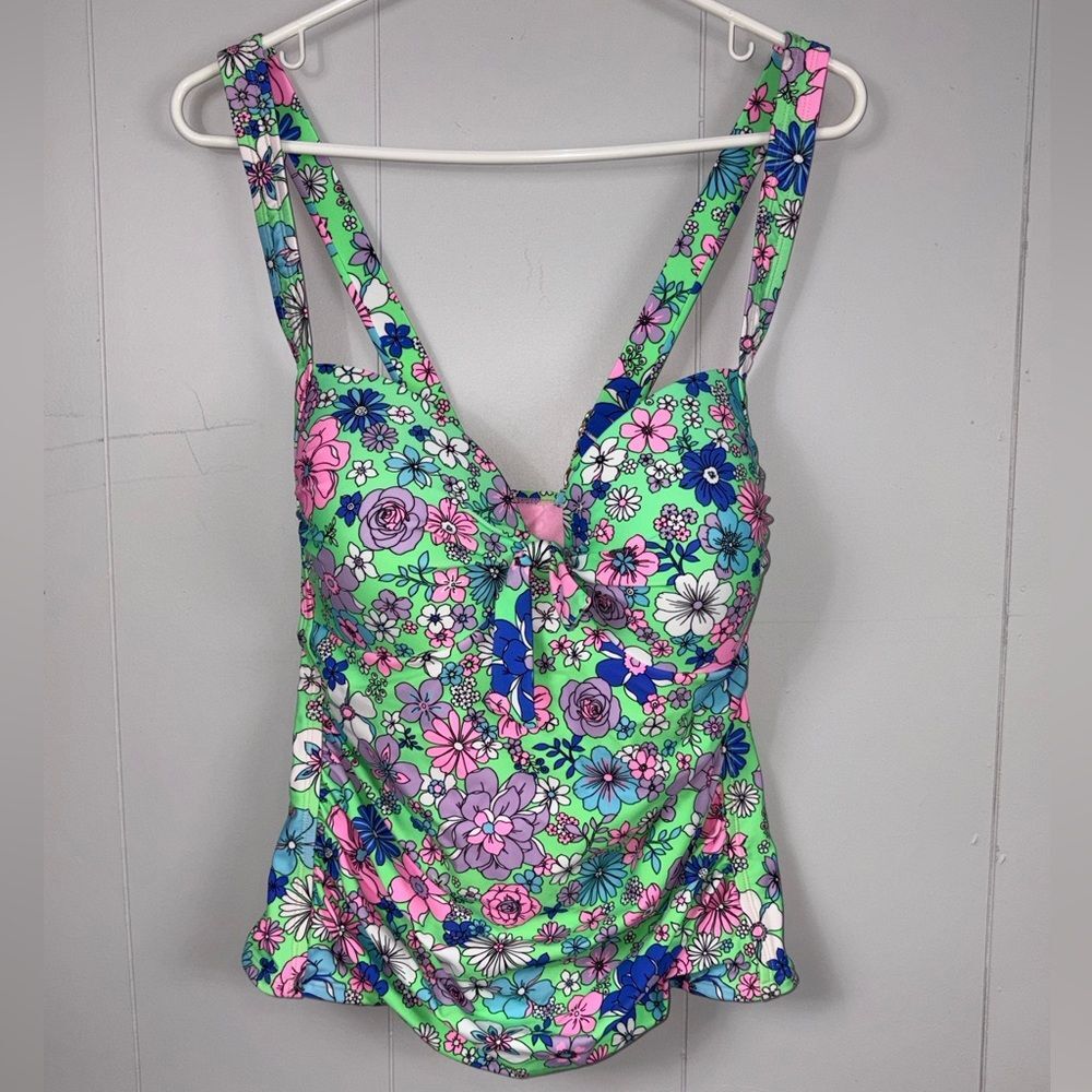 Salt & Cove Peony 70s Party Floral Plus Size Tankini Swimwear Size 20/22 Outdoor